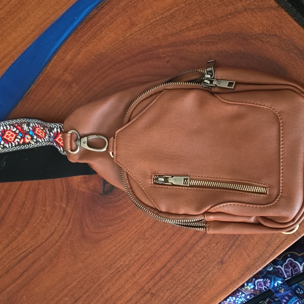 Stylish Sling Brown Vegan Leather Women's Crossbody Bag